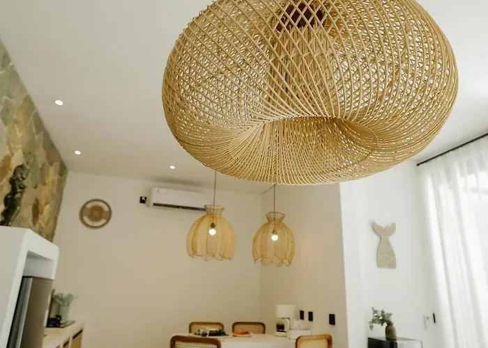 Tamu 3 Villa Uluwatu (Bali)
