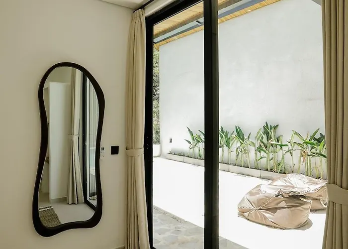 Tamu 3 * Uluwatu (Bali)